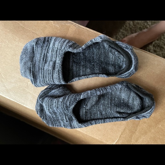 Accessories - 3/$5💫 used no show socks